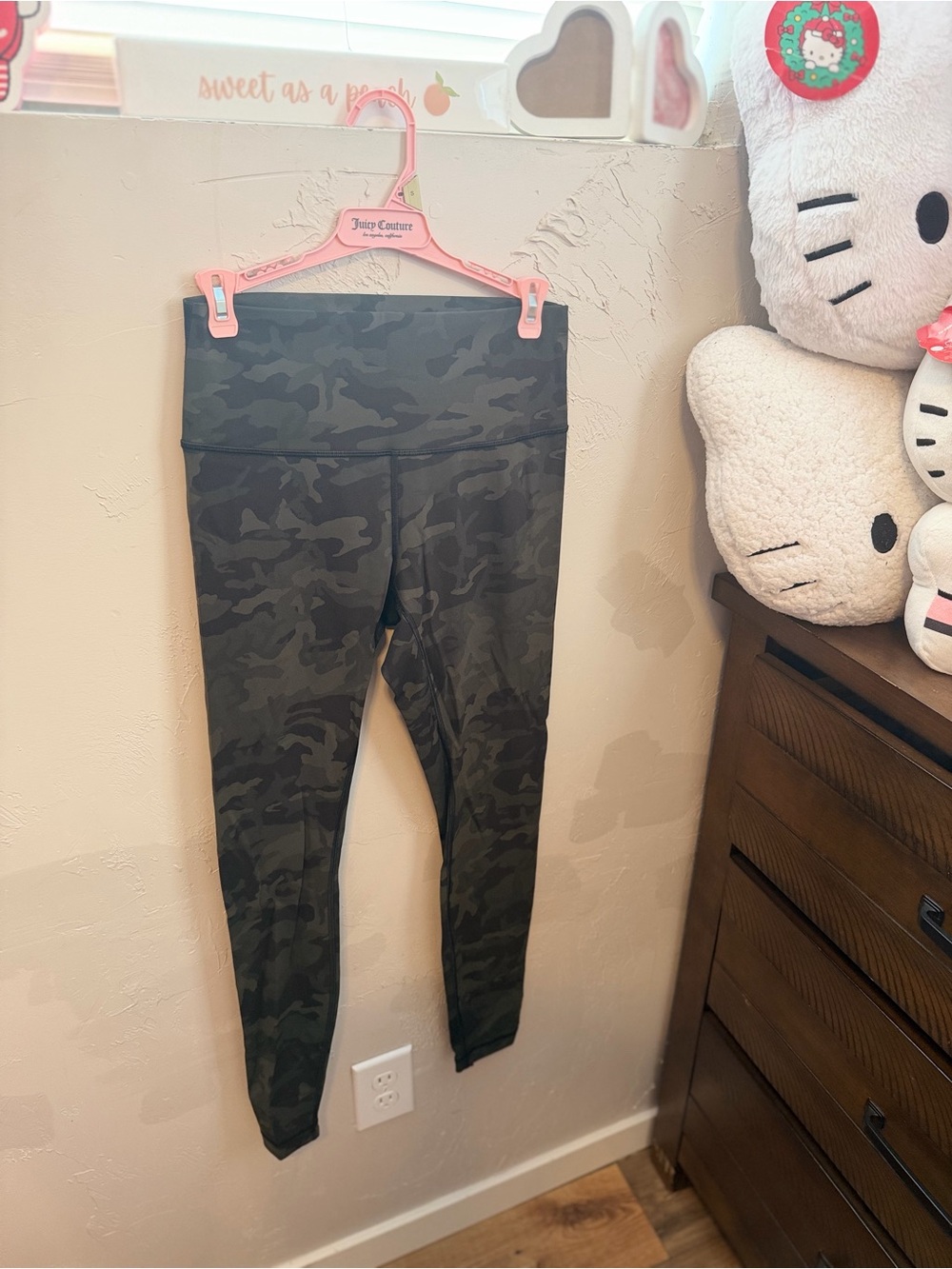 Lululemon leggings in green camo
